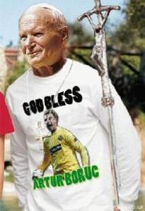 Pope John Paul II shockingly displays an Artur Boruc t-shirt!